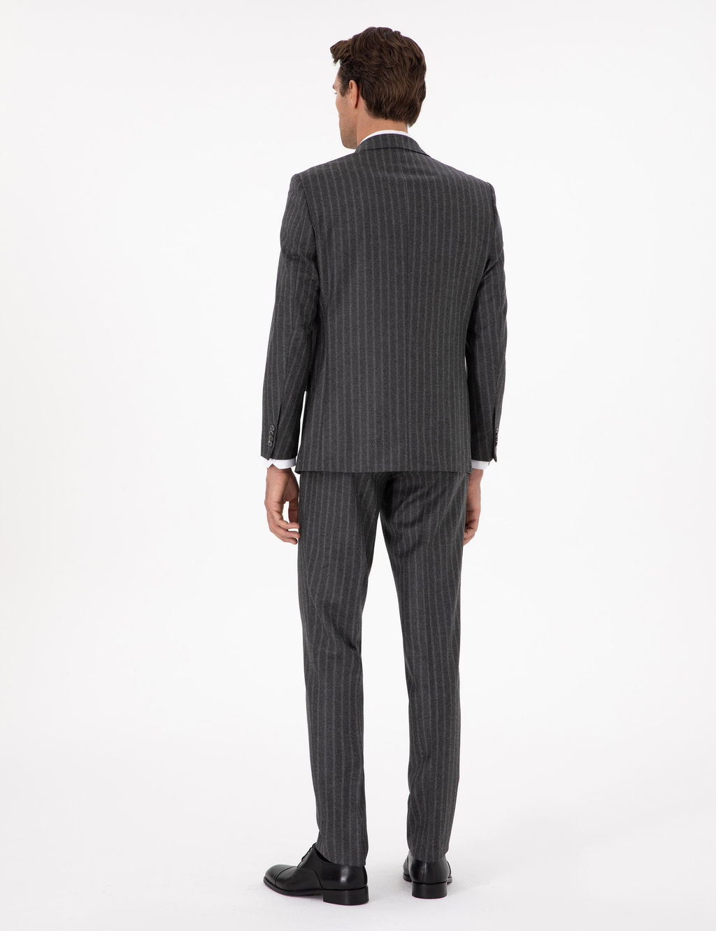 Серый зауженный костюм - Cacharel фото 5