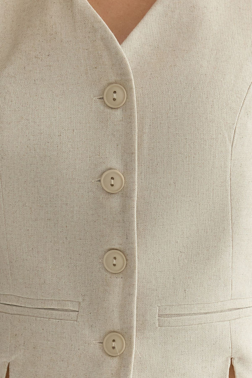 TRENDYOLMILLA Ac?k Haki Fitted Keten Gorunumlu V Yaka Crop Dokuma Yelek TWOSS25YE00028  фото 3