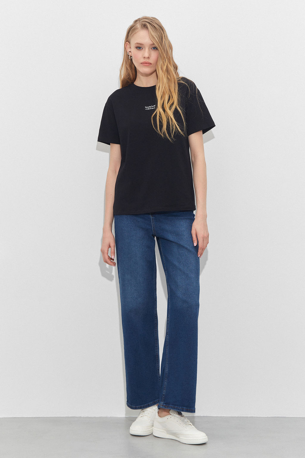 Футболка Talented and ambitious - Mollis фото 5