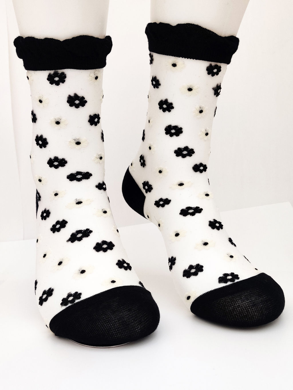 Носки Прозрачные р.35-40 Ромашки Черные - Krumpy фото 3