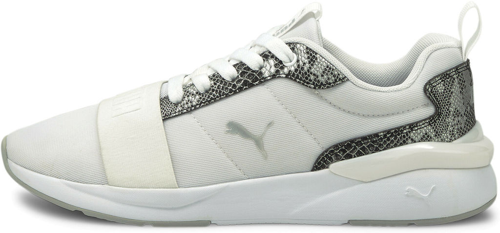 Кроссовки женские