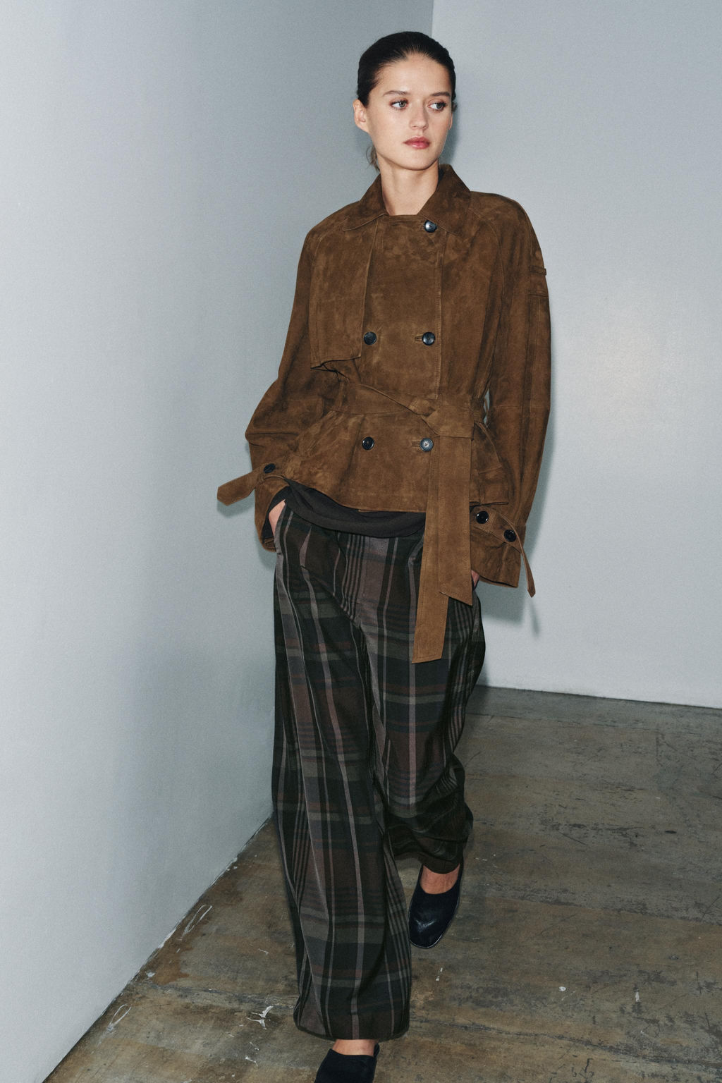 SHORT SUEDE LEATHER TRENCH COAT ZW COLLECTION LIMITED EDITION