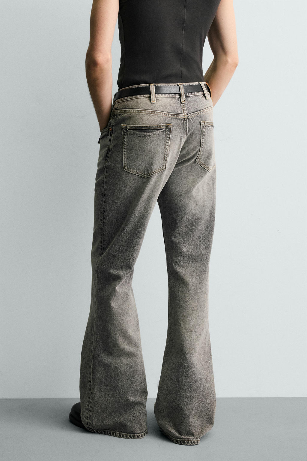 JEANS FLARE FIT / Gris - Zara фото 3