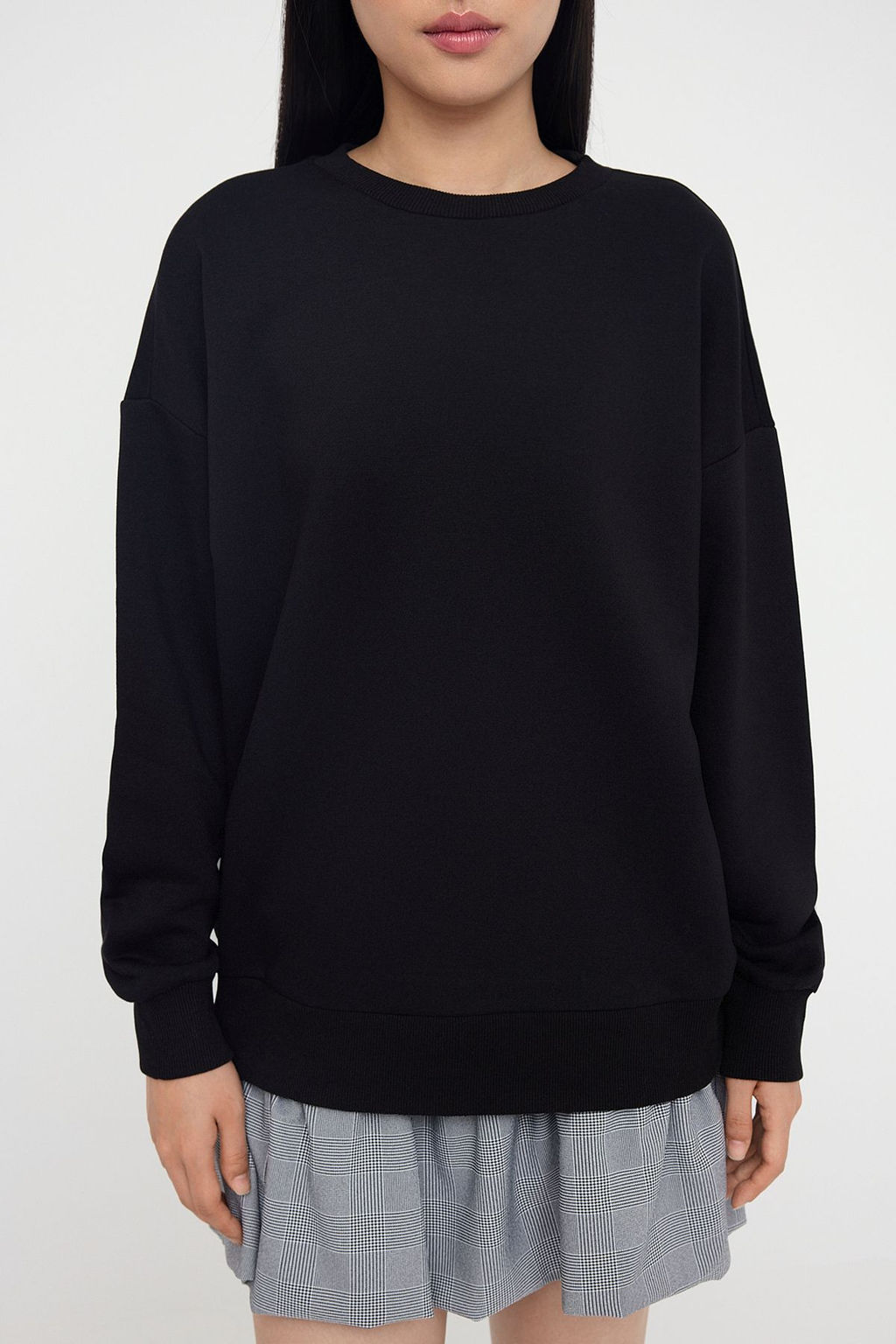 Siyah Oversize/Bol Kesim Bisiklet Yaka Kal?n Sardonsuz Orme Sweatshirt TWOAW26SW00029