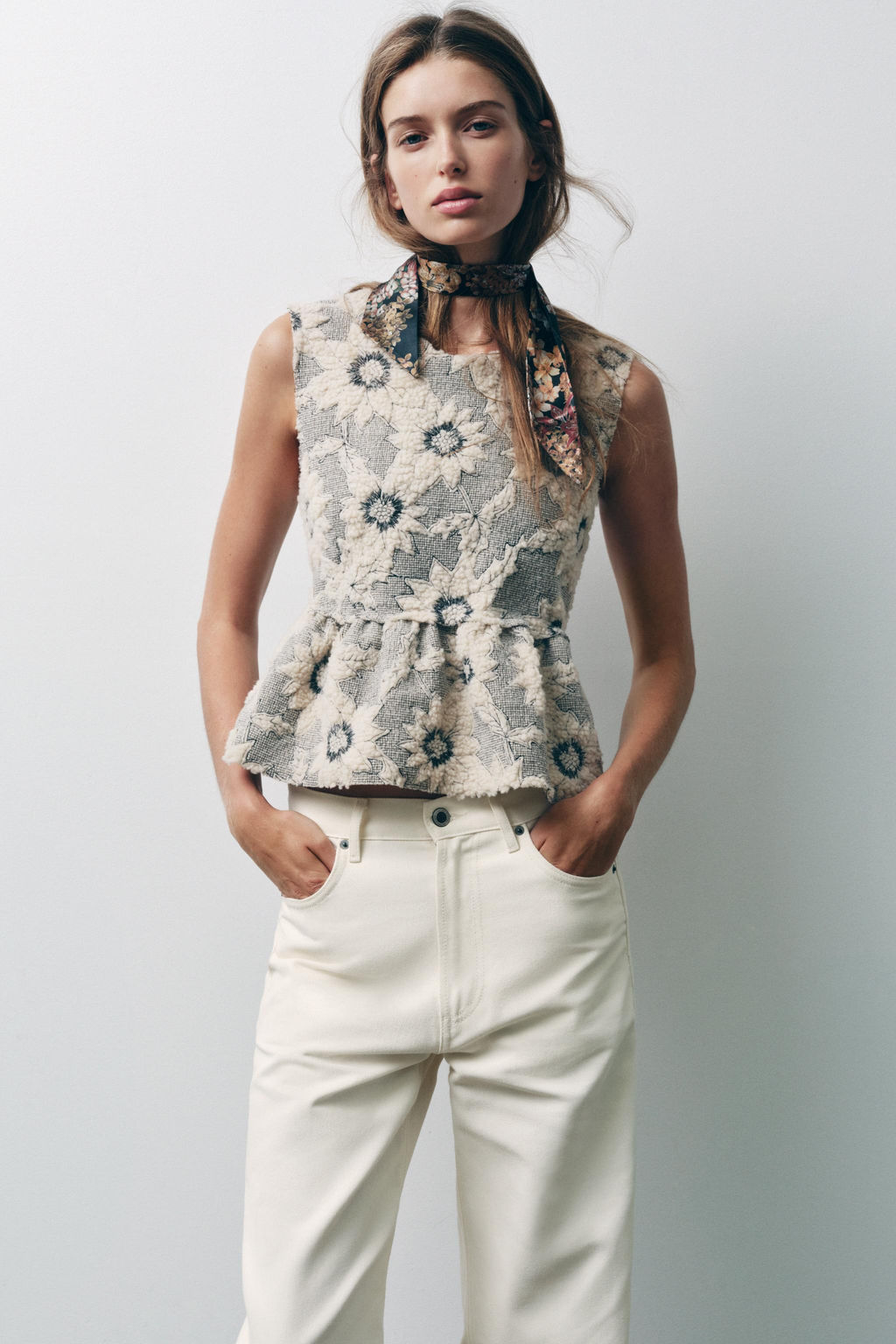 FLORAL TEXTURED PEPLUM TOP - Zara фото 2
