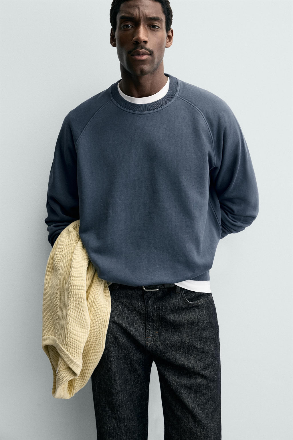 FADED CREW NECK SWEATSHIRT - Zara фото 6