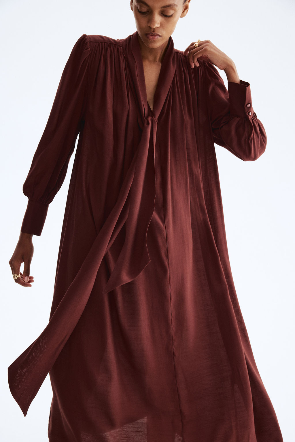 Vestido camisero con lazada - H&m фото 2