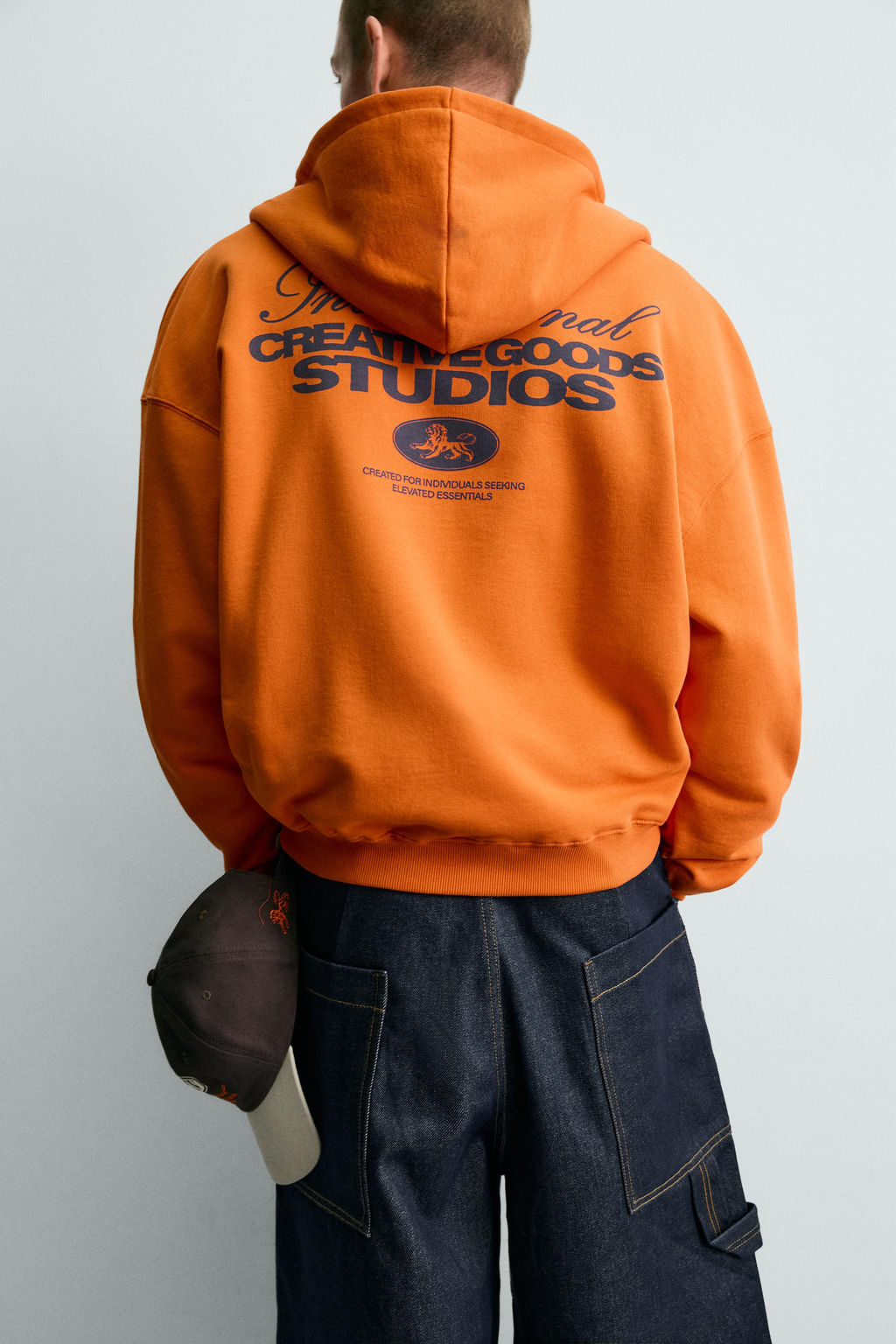 SUDADERA CREMALLERA CAPUCHA TEXTOS CONTRASTE / Naranja - Zara фото 6