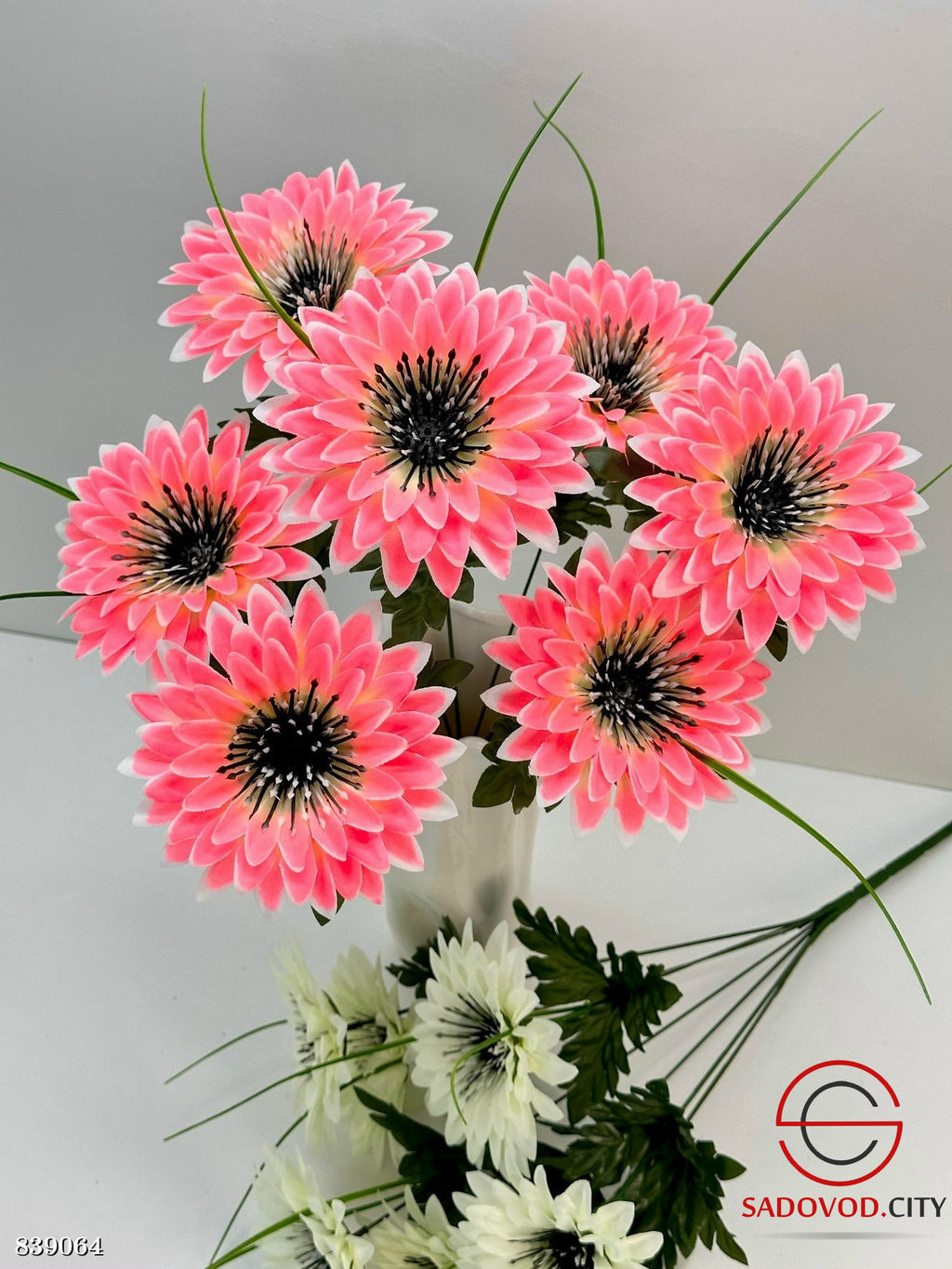 Искусственные цветы, 55 см.