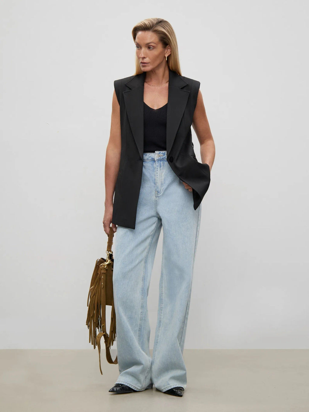 ЕМКА / Жилет с поясом - Emka фото 4