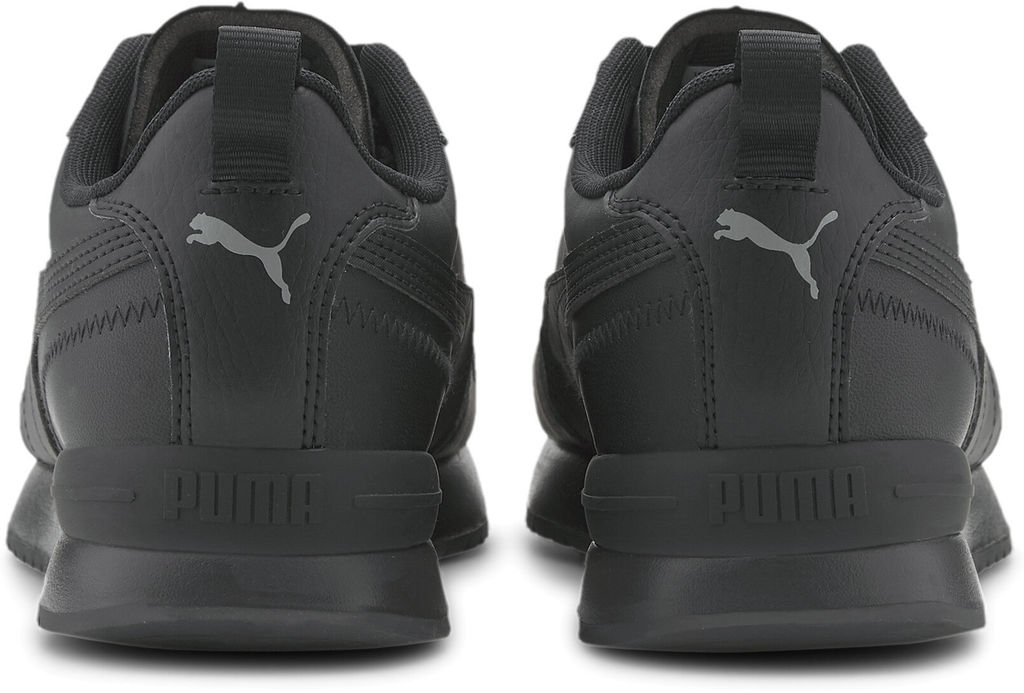 Кроссовки взрослые