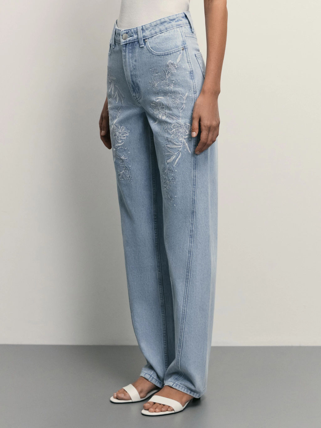 Джинсы straight с вышивкой / Zarina  фото 3