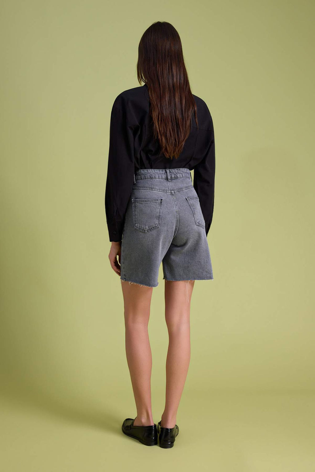 Koyu Mavi Yuksek Bel City Boy Denim Sort TWOSS26SR00107 - Trendyolmilla фото 10