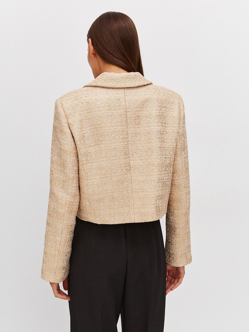 Укороченный жакет с золотым накатом - TO BE ONE фото 3