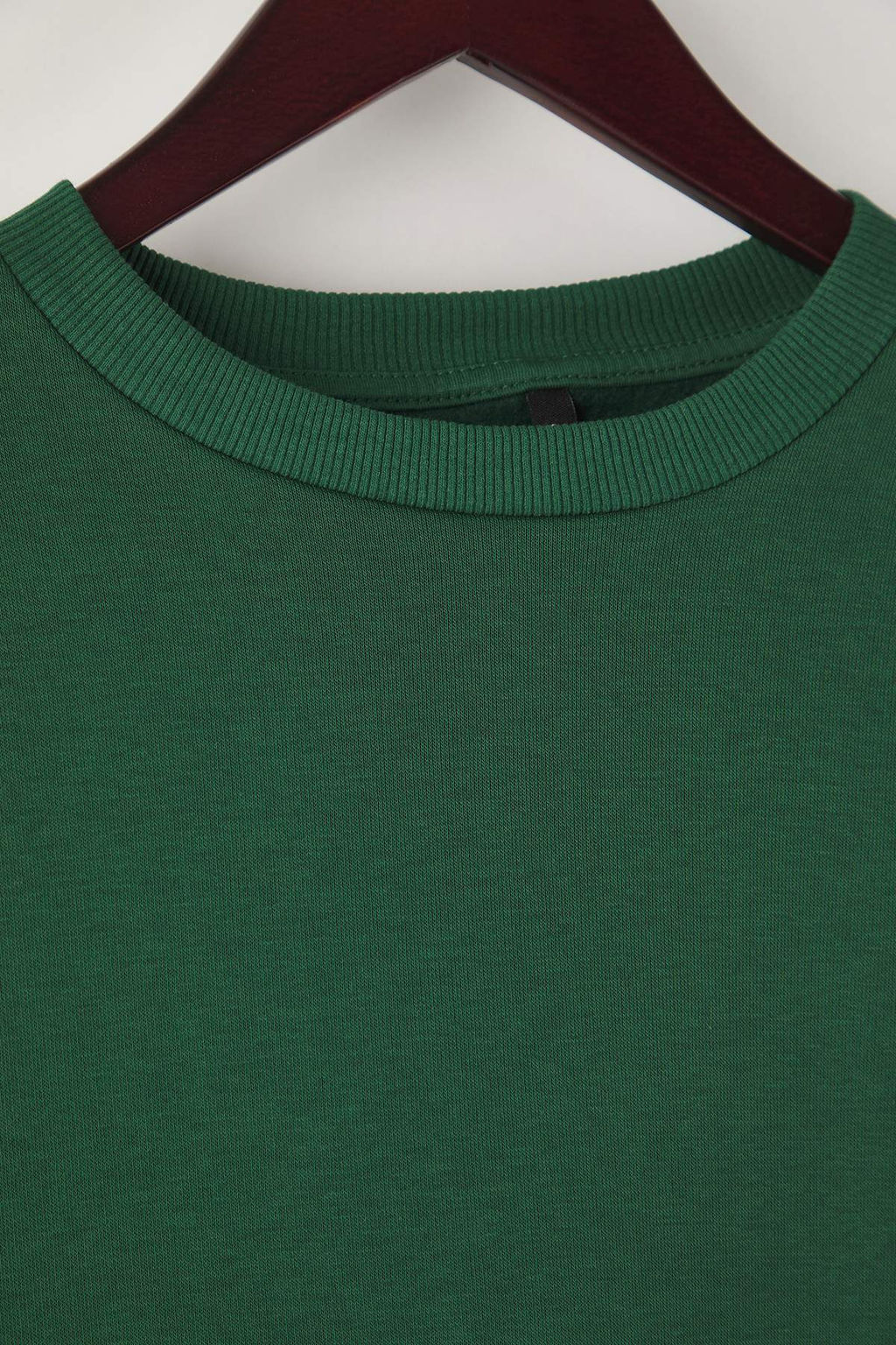 TRENDYOLMILLA Siyah Kal?n Ici Polarl? Regular/Normal Kal?p Bisiklet Yaka Basic Orme Sweatshirt TWOAW24SW00101  фото 2