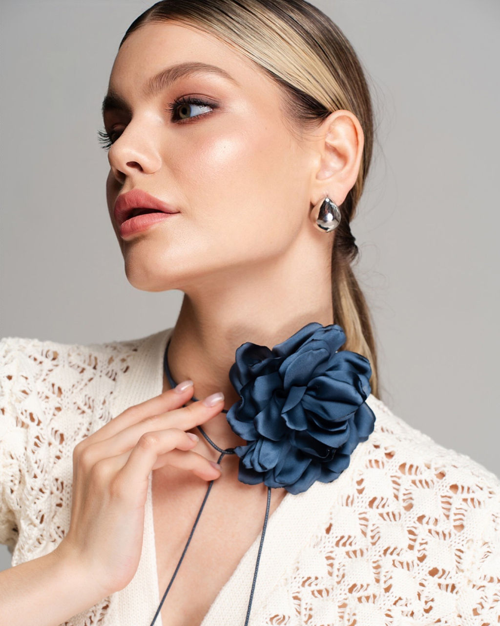 Колье-чокер с крупным цветком - Sahar art lab фото 4