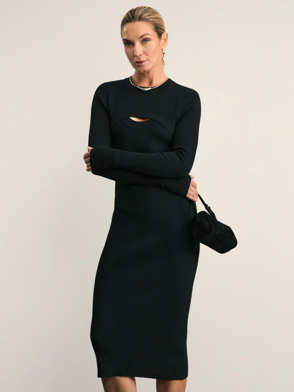 Платье миди из трикотажа с вырезом / Zarina  фото 2