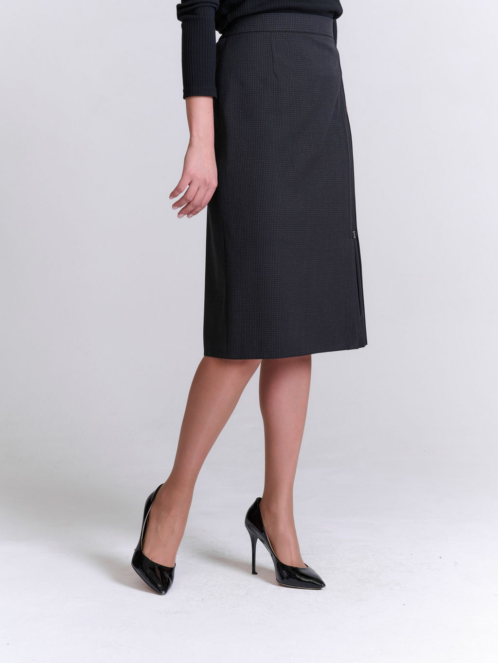 Юбка с резинками по бокам