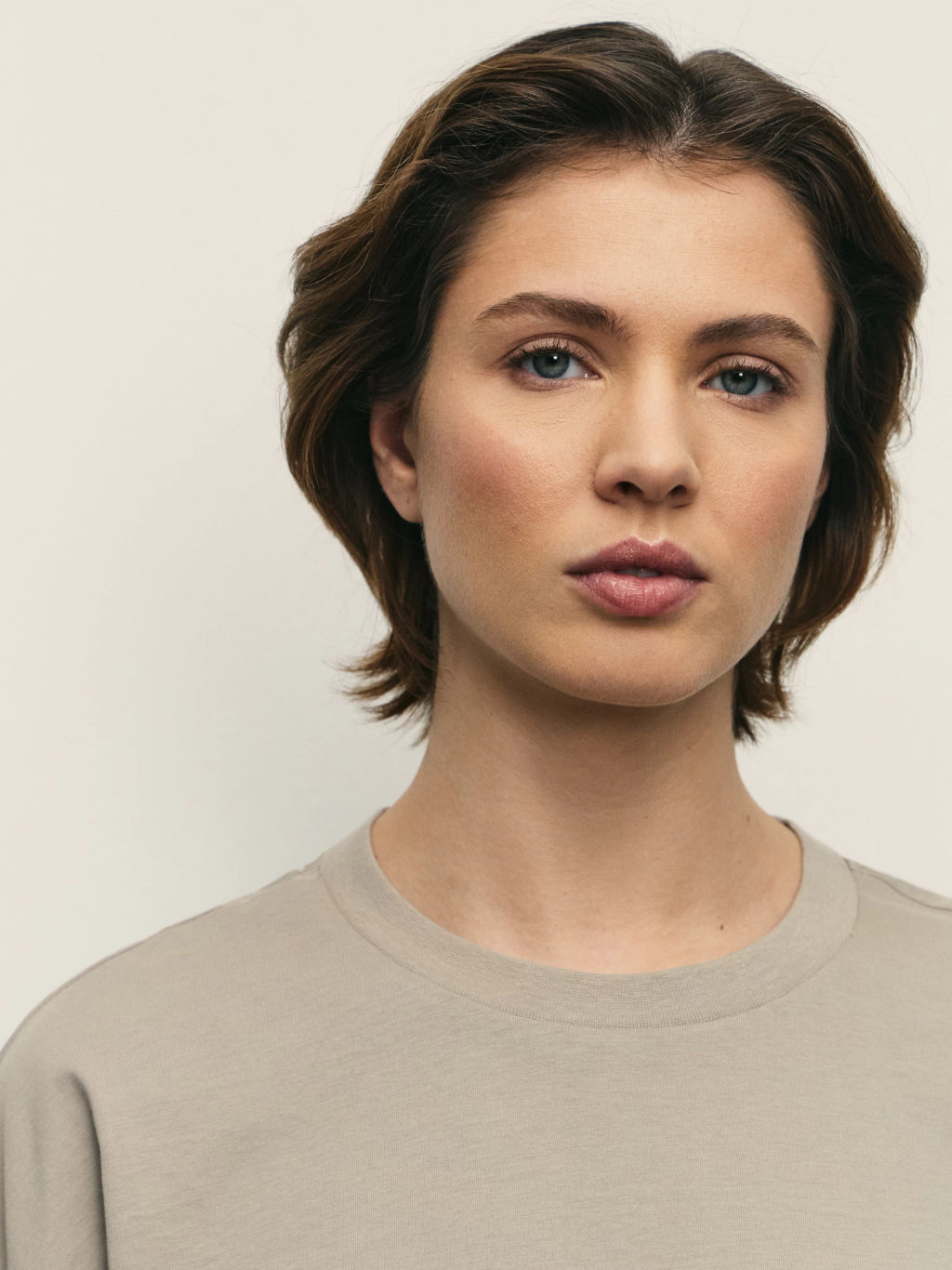 Футболка оверсайз с контрастными окантовками / Zarina  фото 6