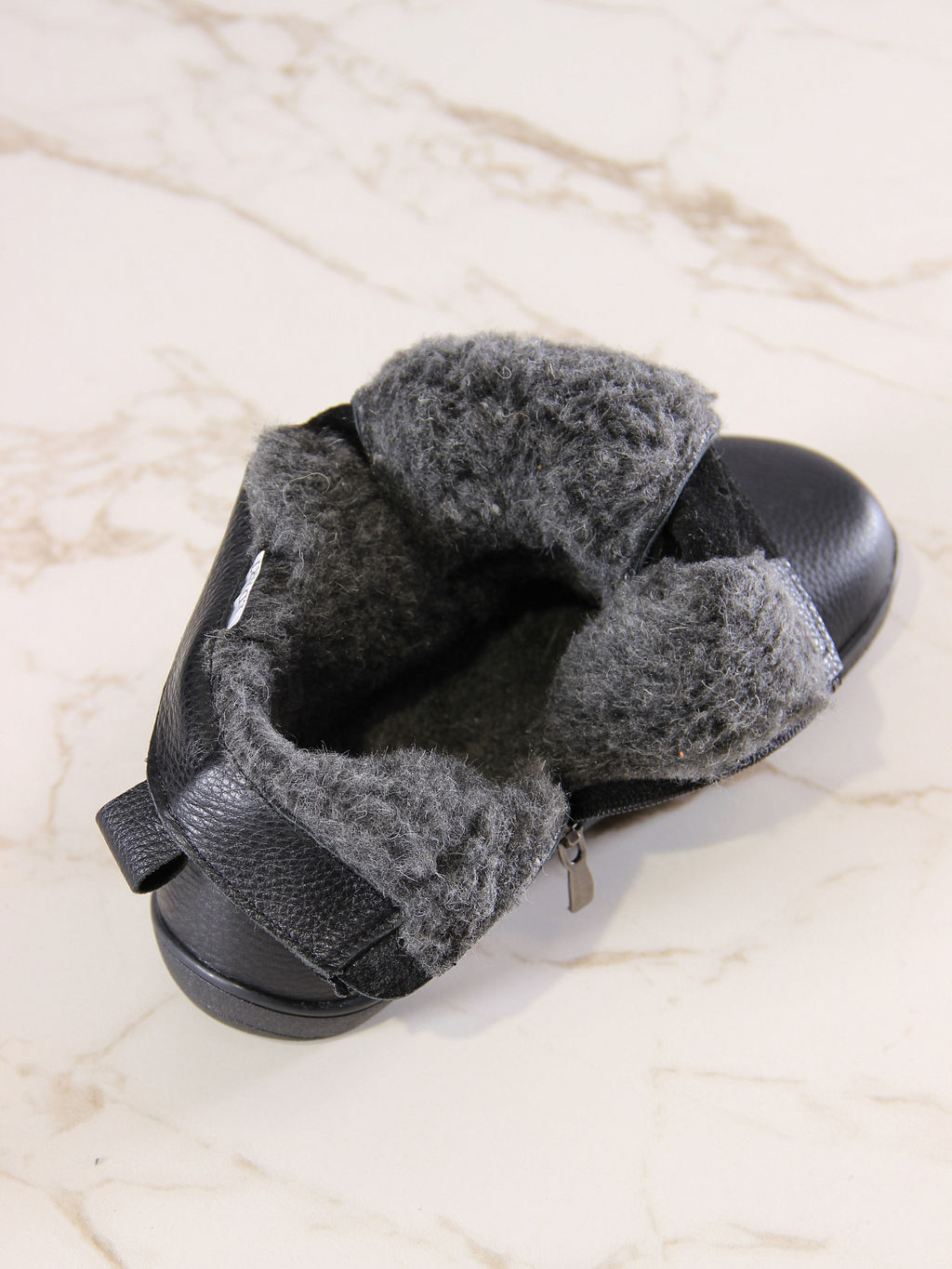 Босоногие ботинки 352.NATAbl.Черный флоттер/мех