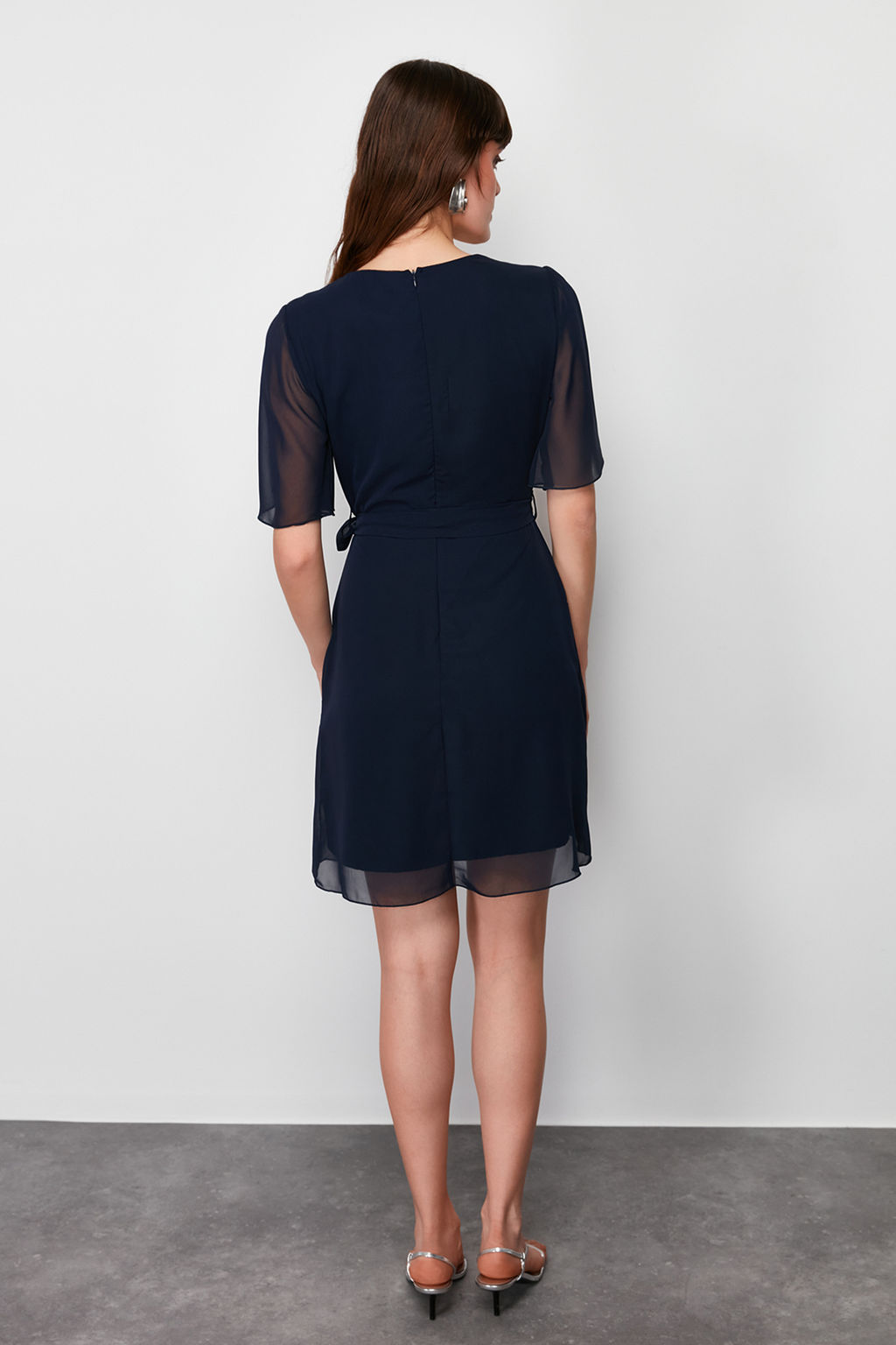 Lacivert Kruvaze Etegi F?rf?r Detayl? Sifon Astarl? Mini Dokuma Elbise TWOSS24EL00742 - Trendyolmilla фото 6