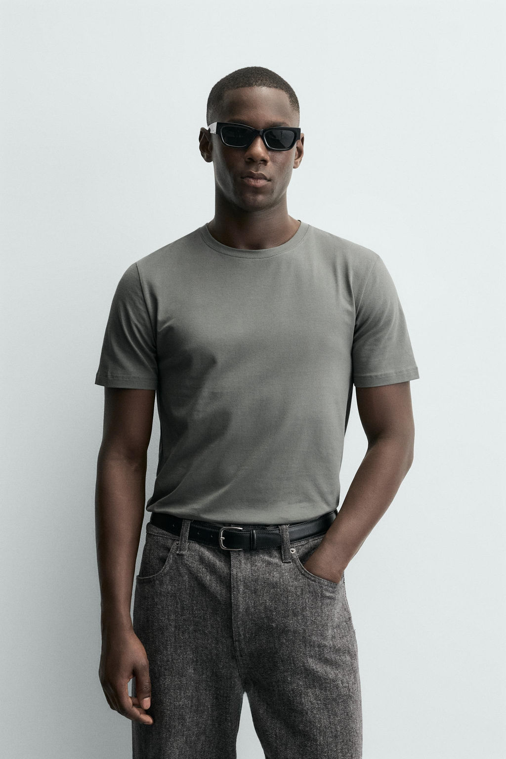 BASIC SLIM FIT T-SHIRT - Zara фото 10