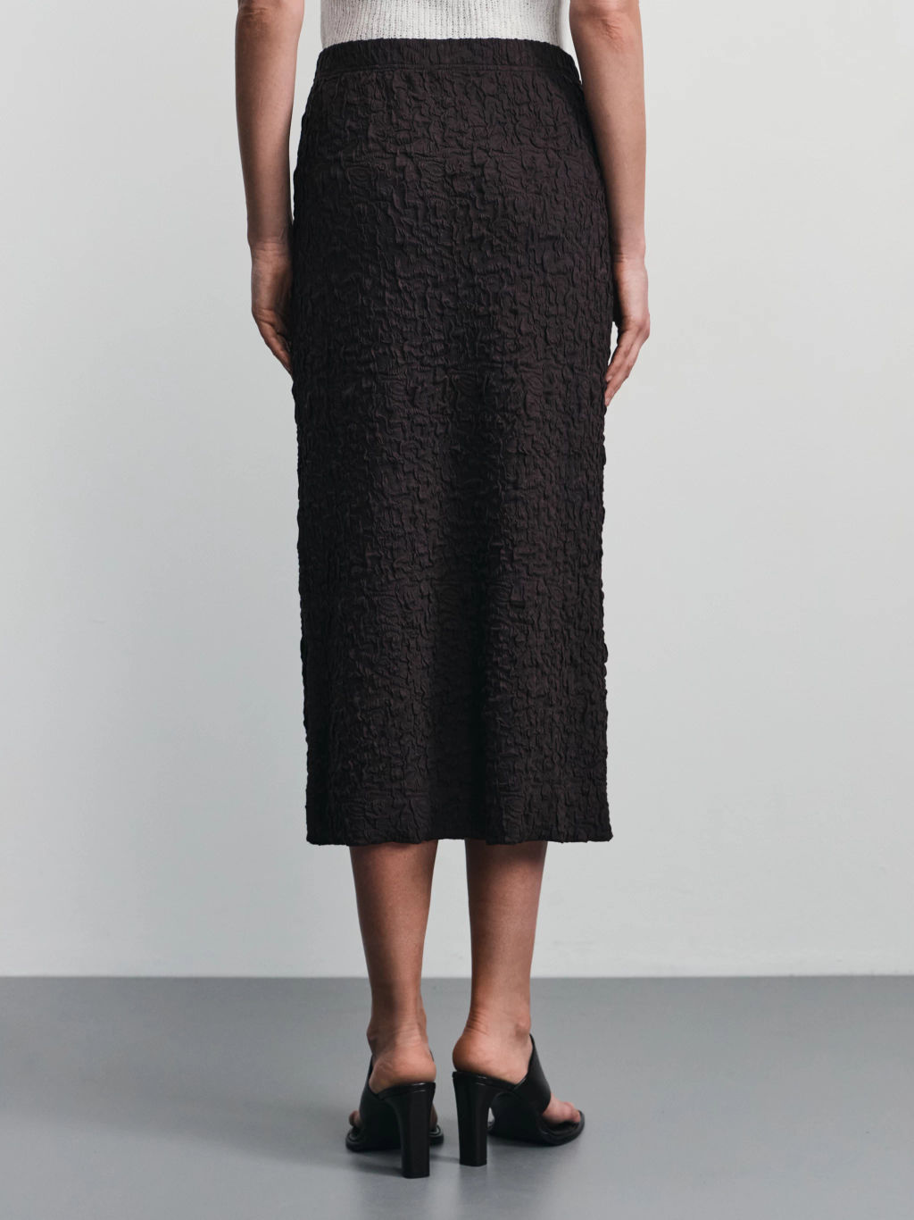 Фактурная юбка миди из вискозы / Zarina  фото 5