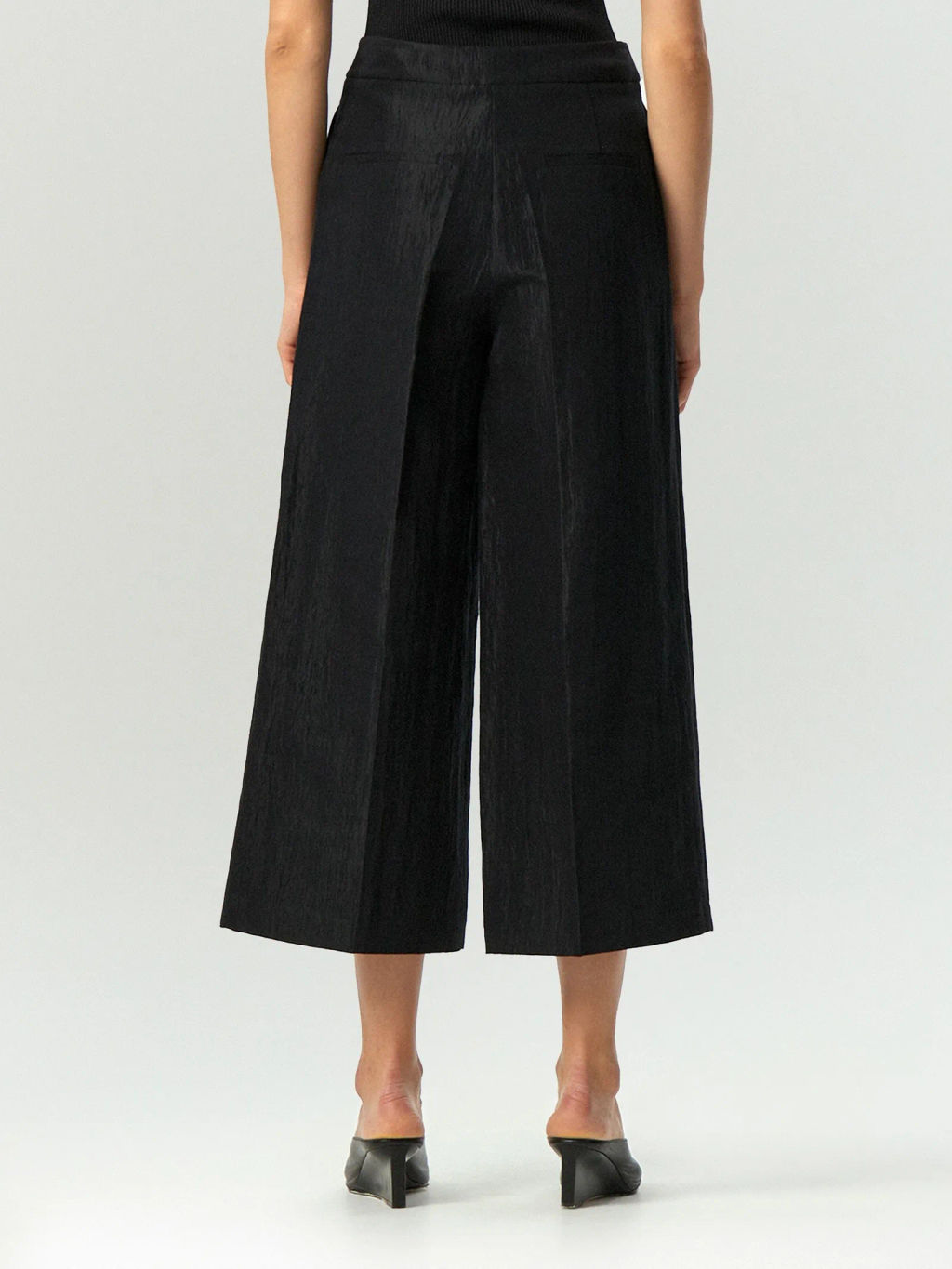 ЕМКА / Брюки-кюлоты из жатой ткани - Emka фото 4