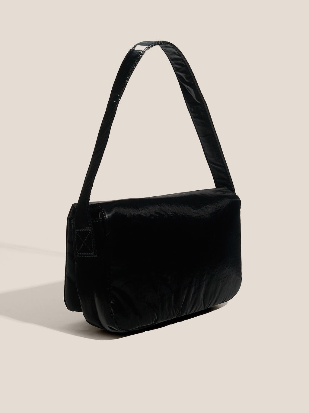 Женская сумка с ручками PUMA UP Baguette Bag Артикул 4558117, черный