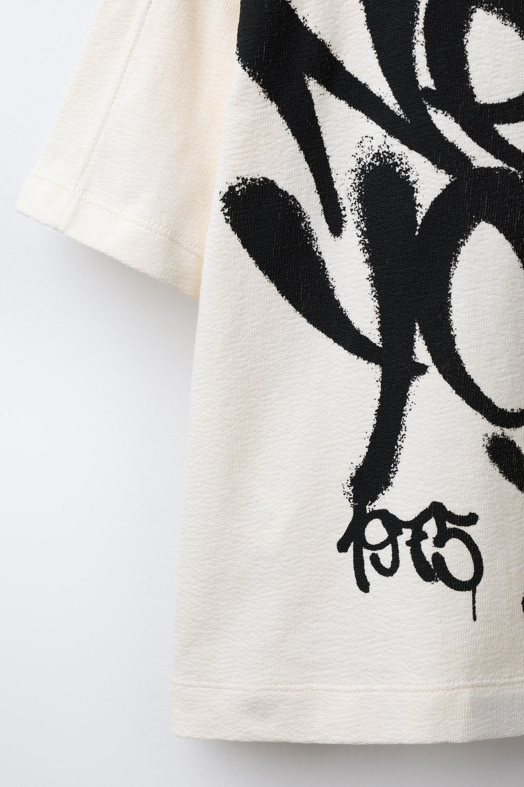 TEXTURED GRAFFITI T-SHIRT - Zara фото 4