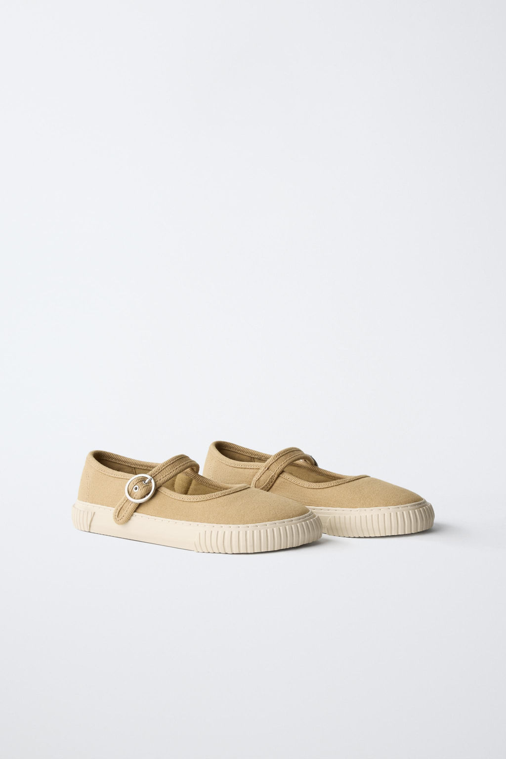 BAILARINA DEPORTIVA BAREFOOT / Blanco Crudo