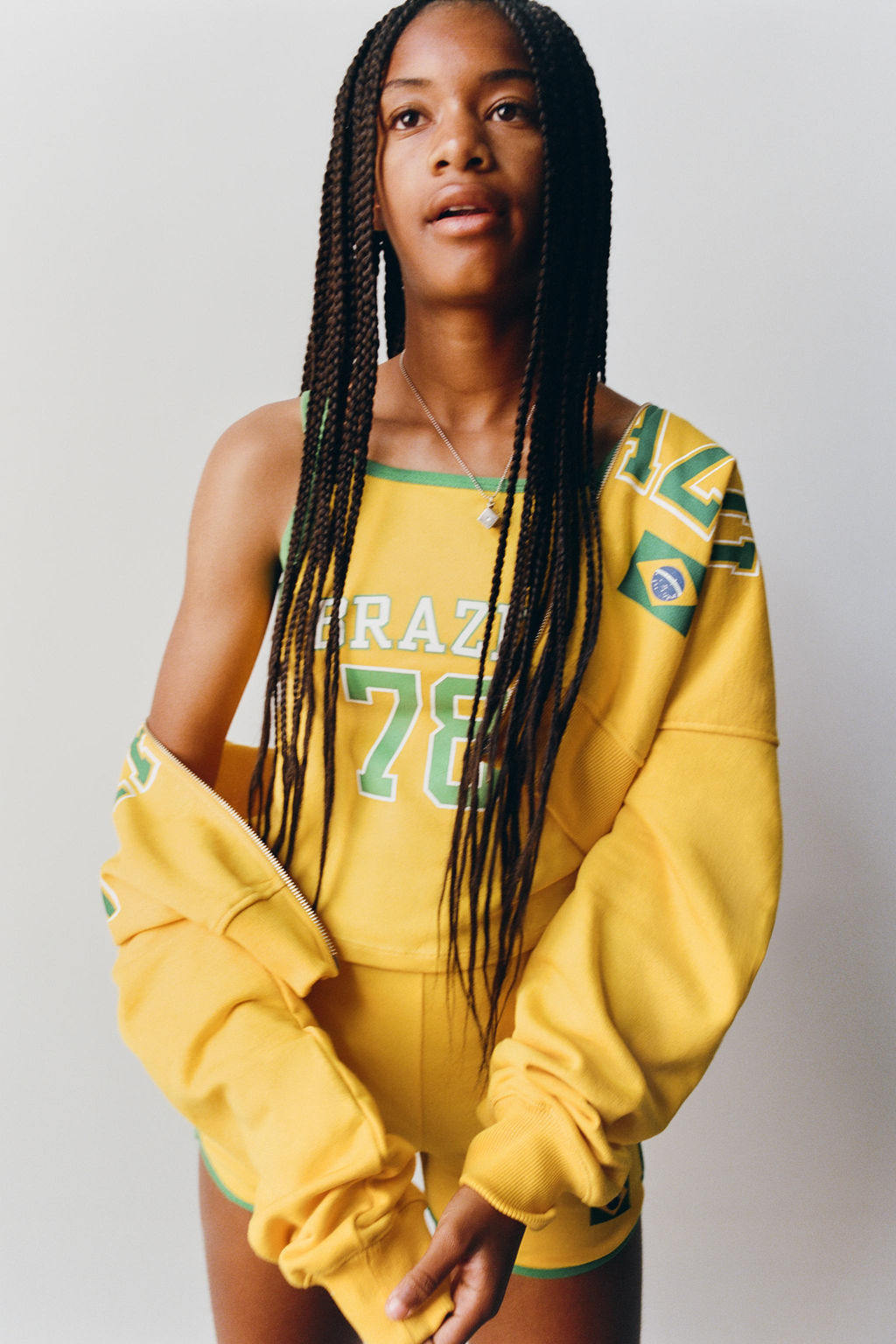 SUDADERA CROP BRASIL / Amarillo - Zara фото 2