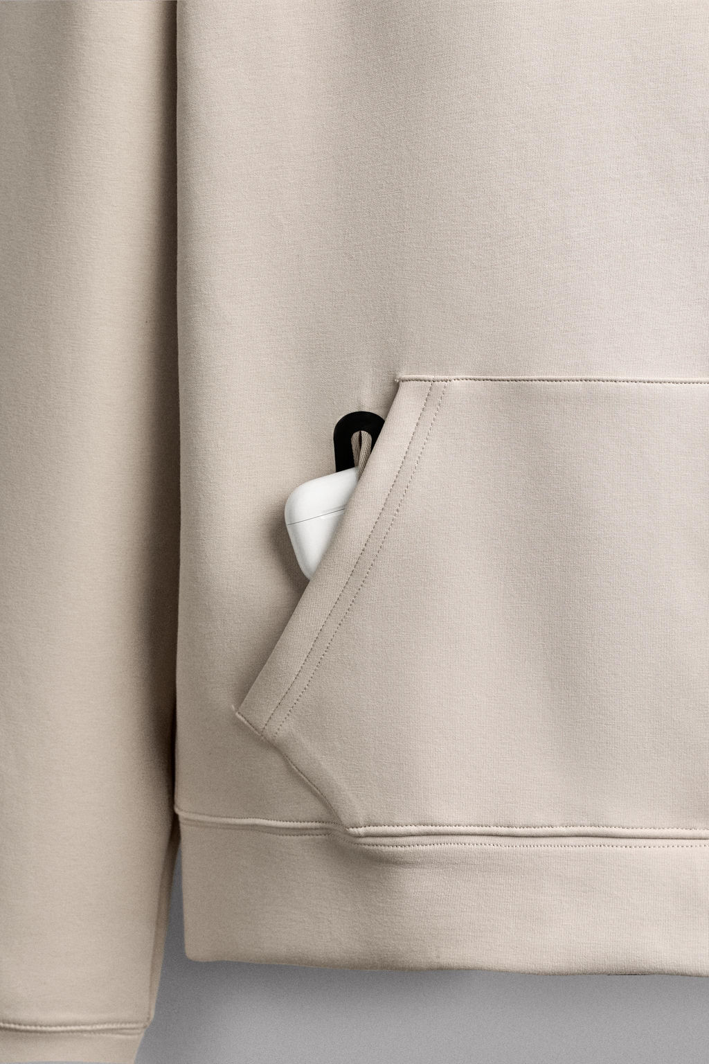 SUDADERA T?CNICA CAPUCHA / crudo-blanco - Zara фото 8