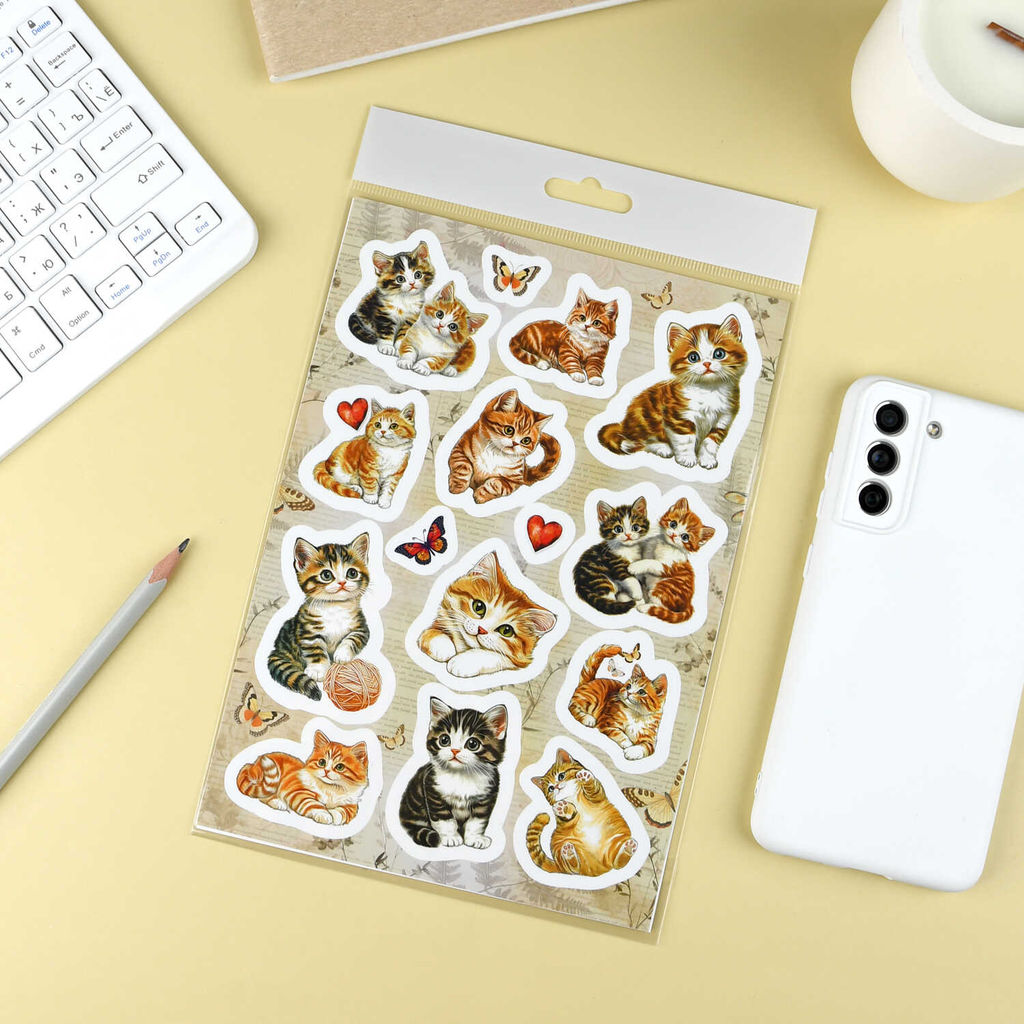 Набор наклеек. Серия "Любимые стикеры" арт. 72040 ПУШИСТЫЕ КОТЯТА /148х210 мм,