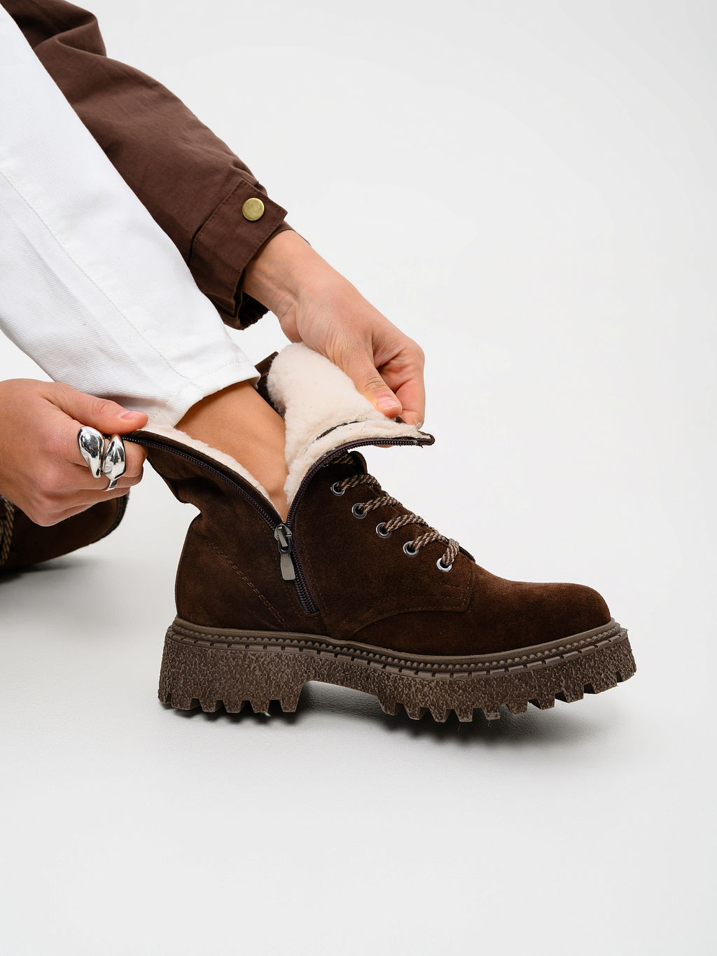Ботинки 327.22511br.Коричневый замша/байка