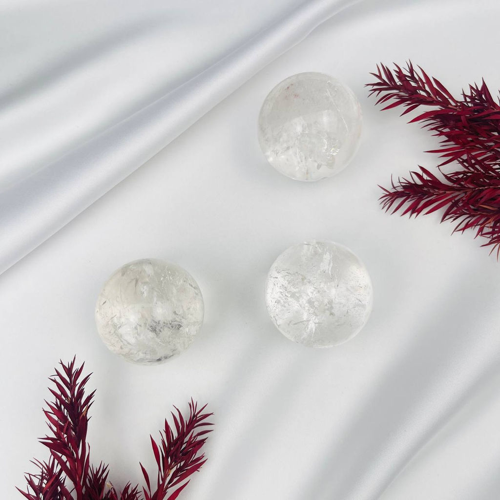 Шар из Горного Хрусталя