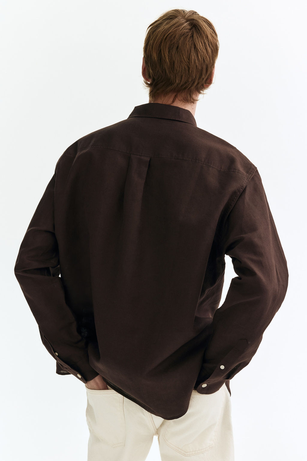 Camisa en mezcla de lino Relaxed Fit - H&m фото 10