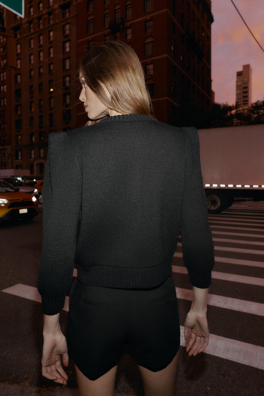 SHOULDER PAD KNIT CARDIGAN - Zara фото 3