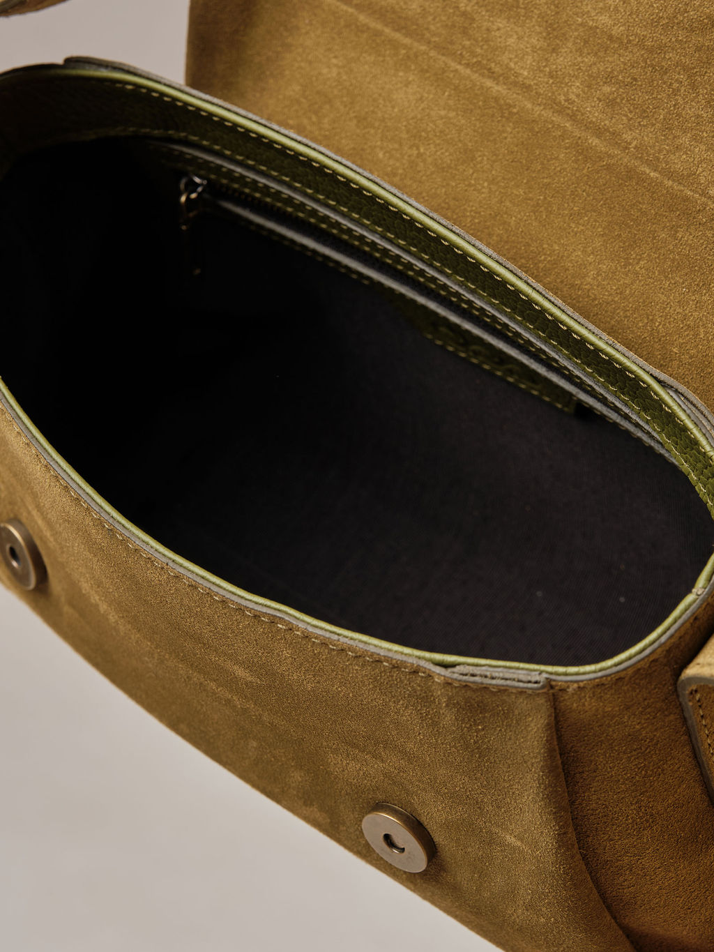 Замшевая сумка Nova DBR 31391 белый мох  фото 12