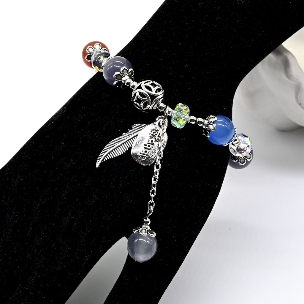 Браслет из кошачьего глаза шарик 10мм с подвесками цвет микс