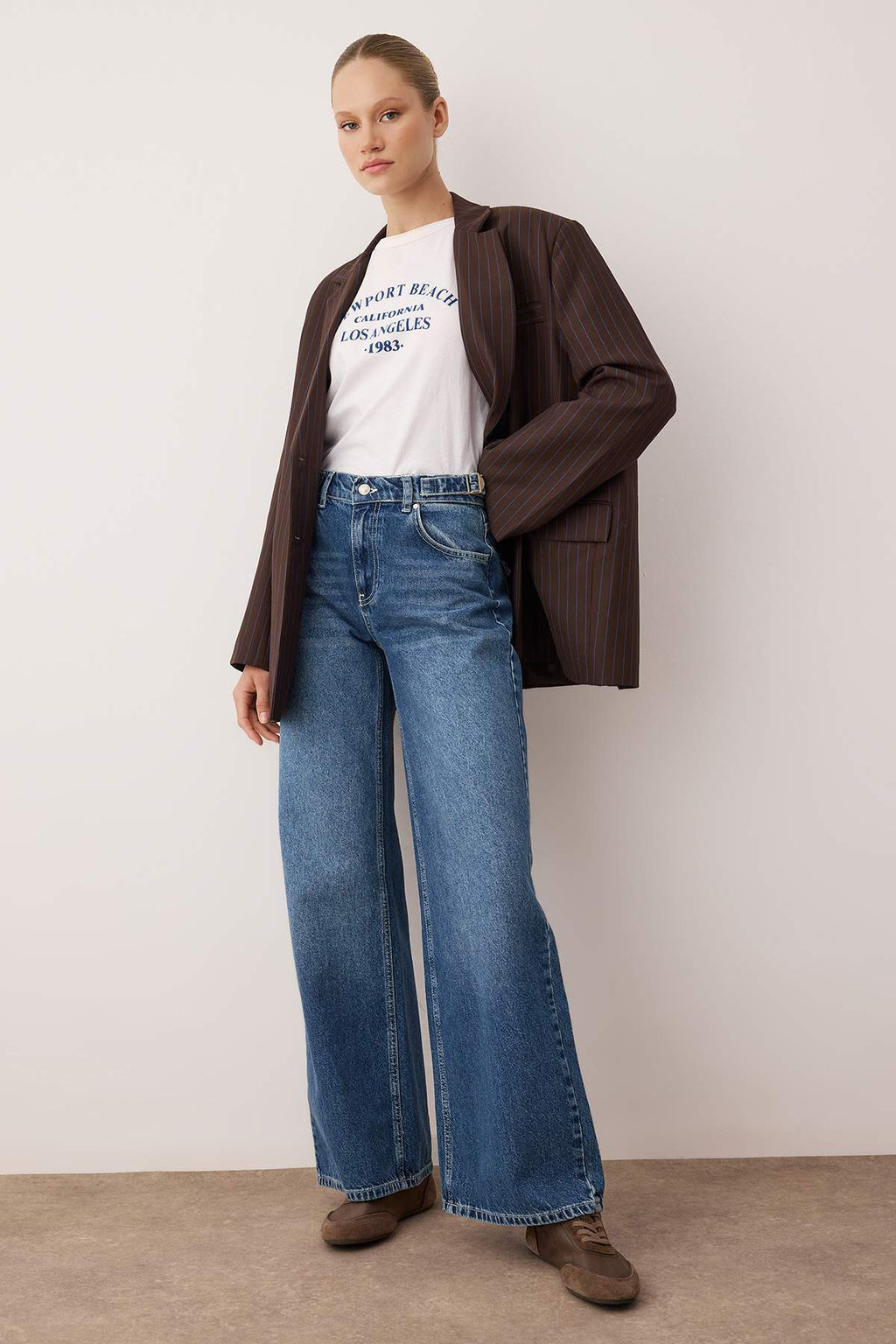 Mavi Dusuk Bel Cep Detayl? Wide Leg Genis Paca Jeans TWOAW26JE00173