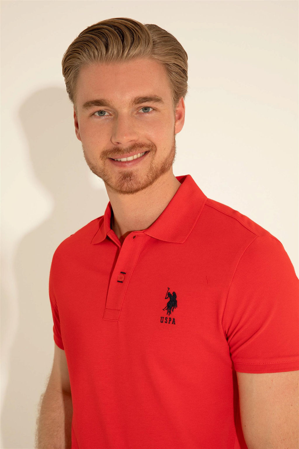 Мужская красная базовая футболка - U.s. polo assn фото 10