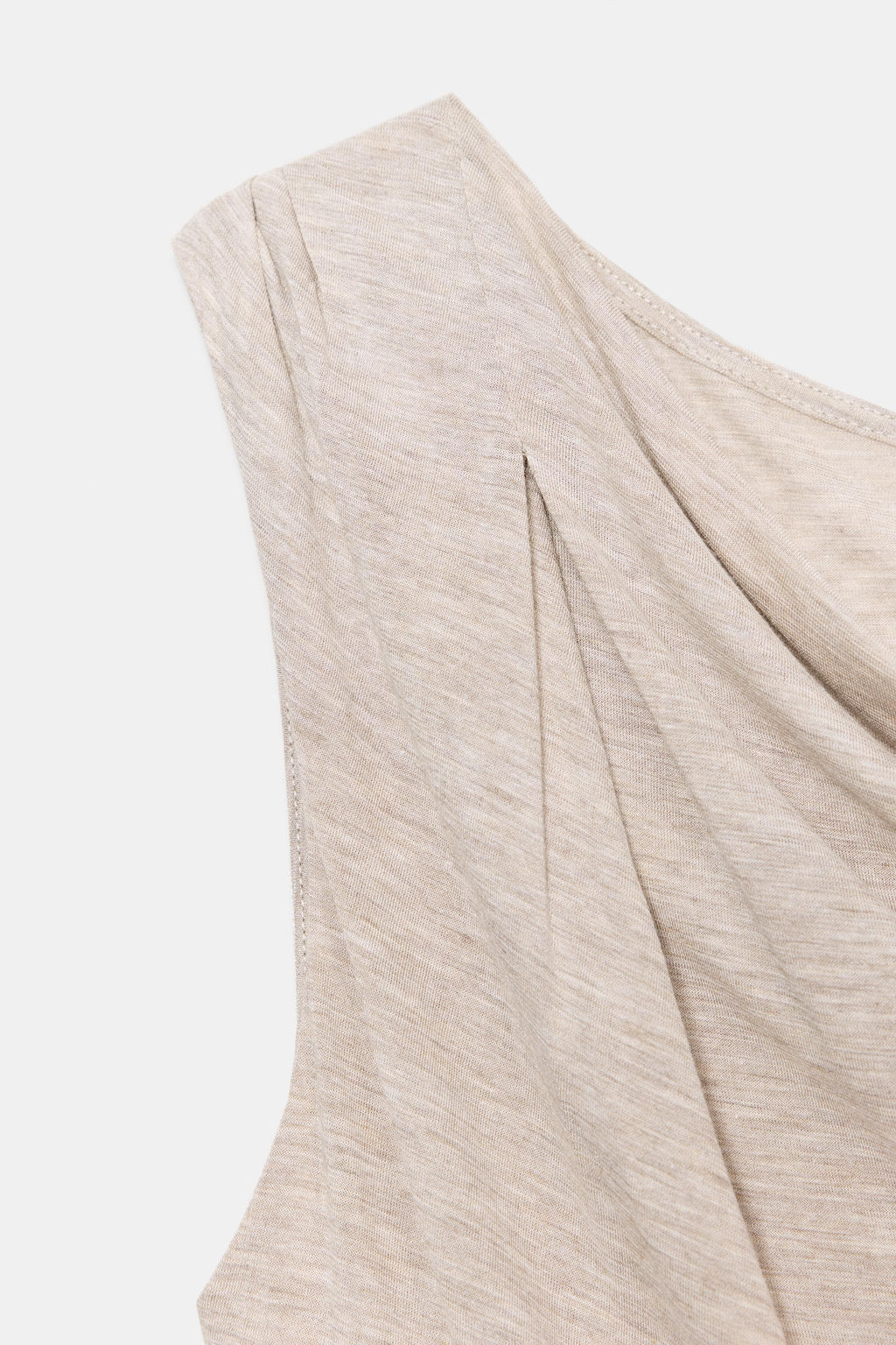 TOP ASIM?TRICO DRAPEADO. / Arena / Vigor? - Zara фото 8