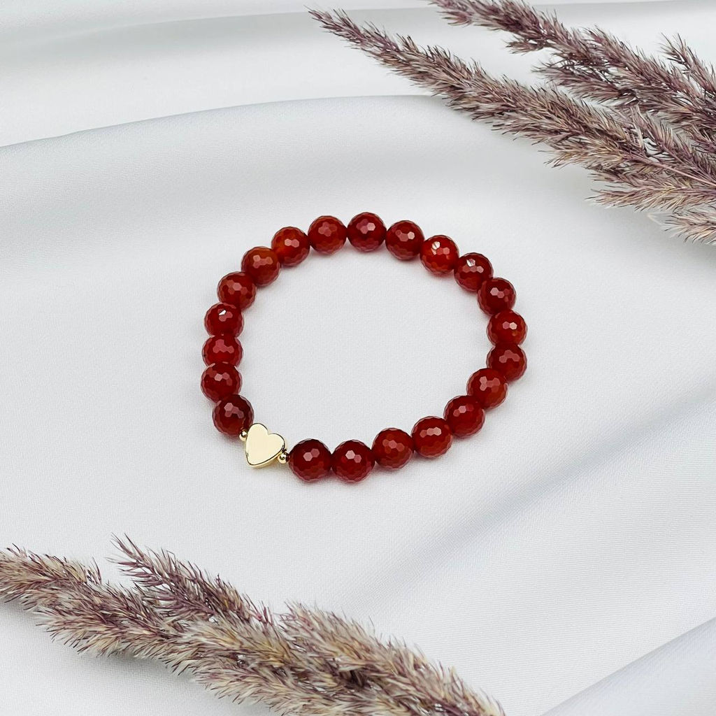 Браслет из Сердолика со вставкой "Сердце" 18 см