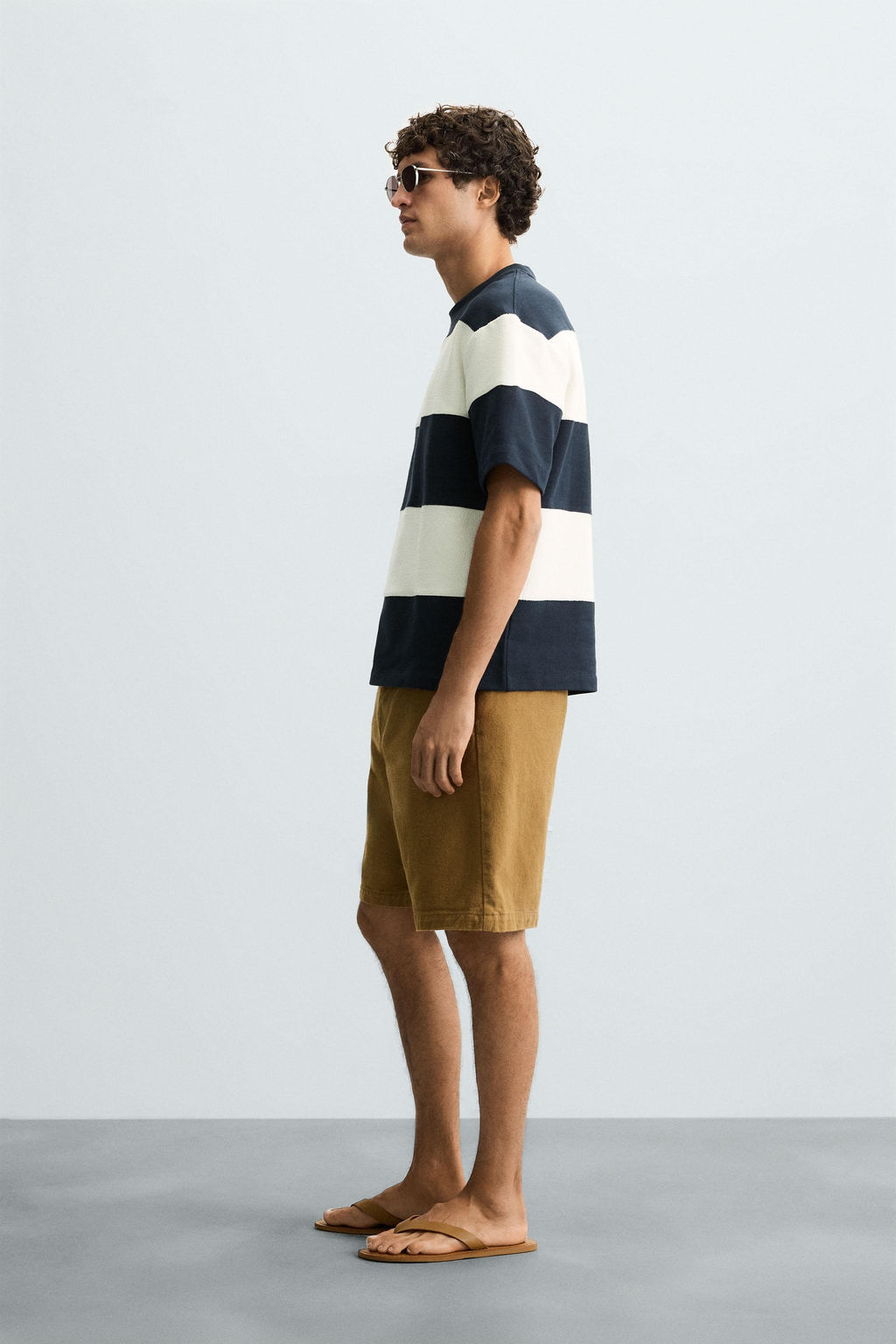 CONTRAST STRIPE SWEATSHIRT - Zara фото 4