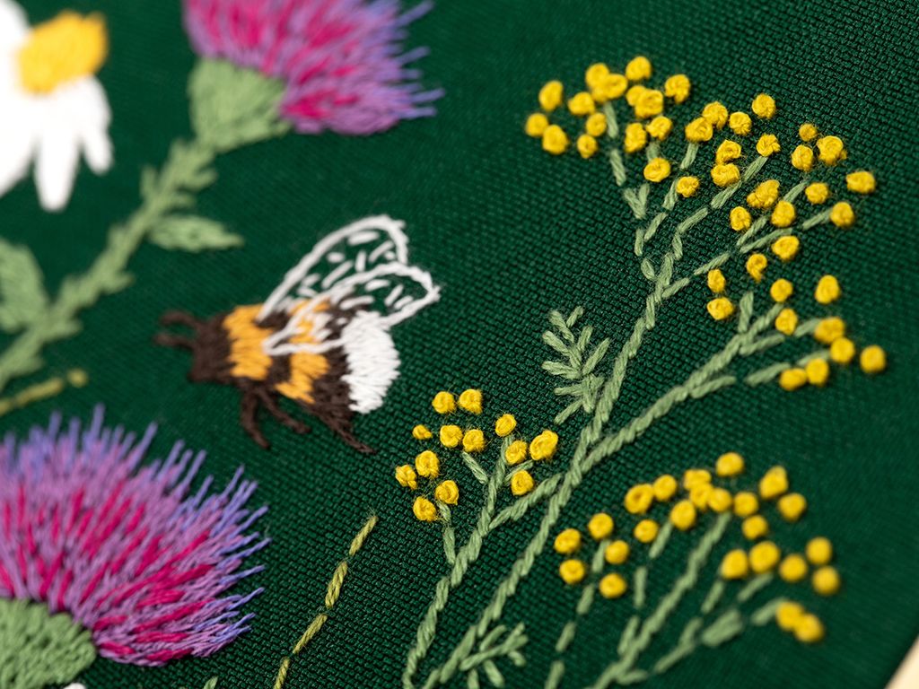 Набор для вышивания PANNA Живая картина JK-2233 Шмель и чертополох 13 х 13 см