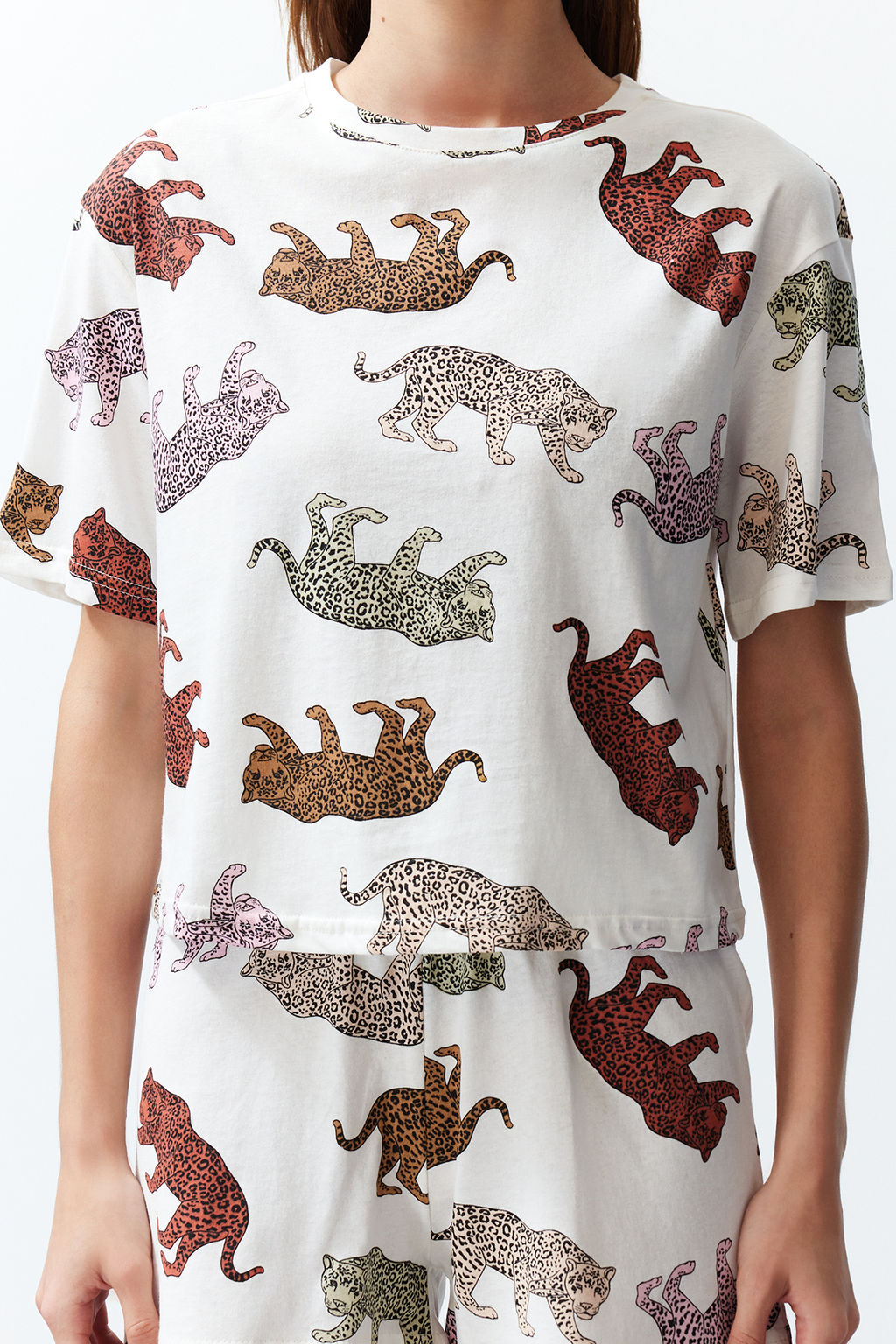 Trendyolmilla Kad?n Couple/Cift Ekru %100 Pamuklu Kaplan Desenli Sortlu Orme Pijama Tak?m? THMSS24PT00078  фото 6