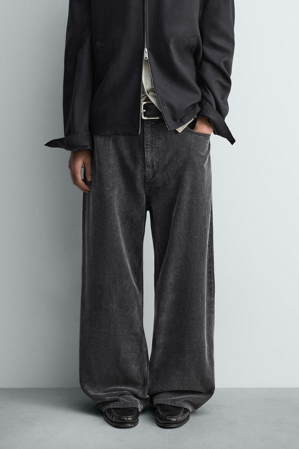 PANTAL?N RELAXED FIT PANA / Gris oscuro - Zara фото 2