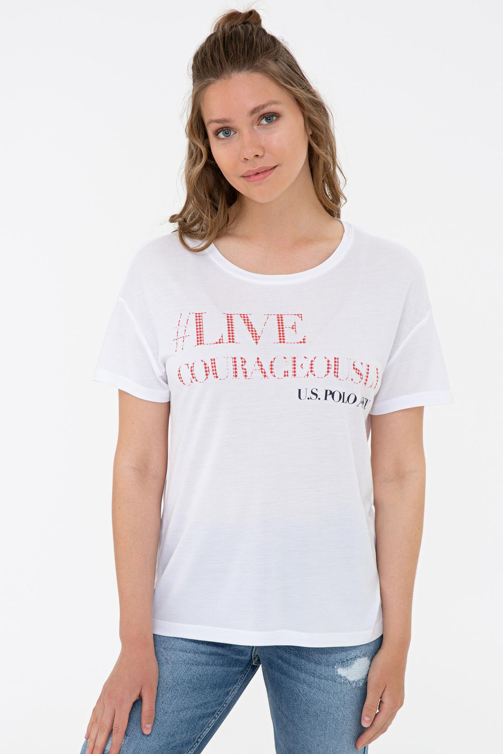 Kad_n Beyaz Bisiklet Yaka Ti__rt