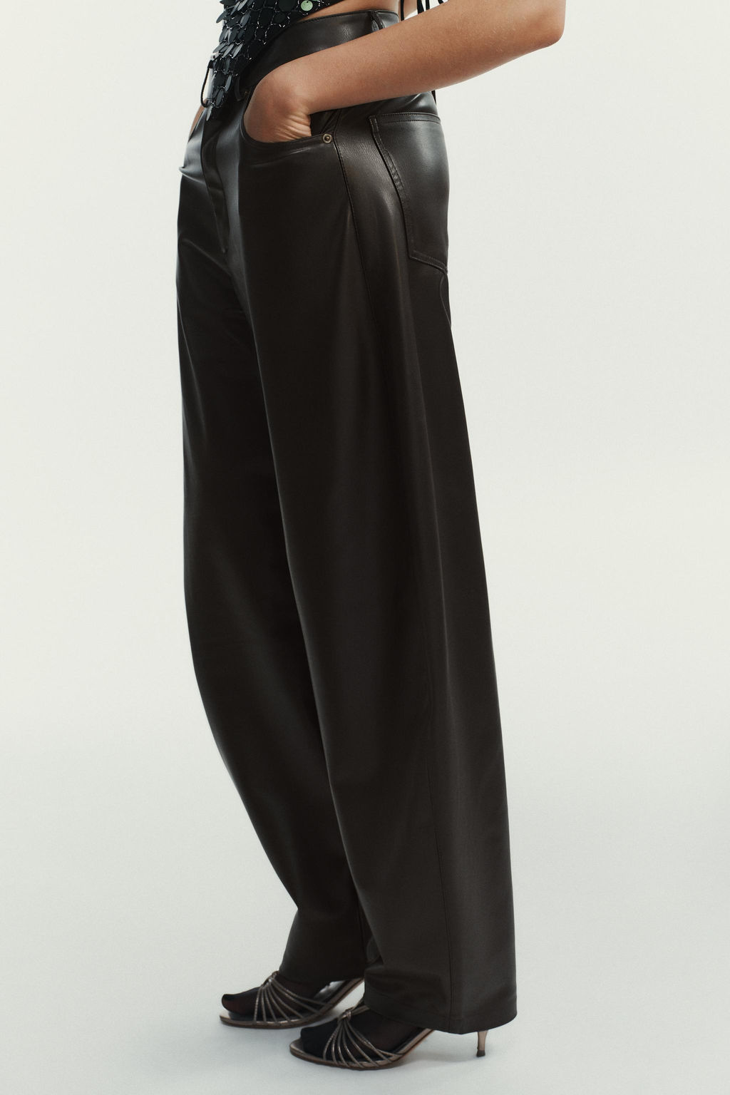 BALLOON TROUSERS WITH POCKETS